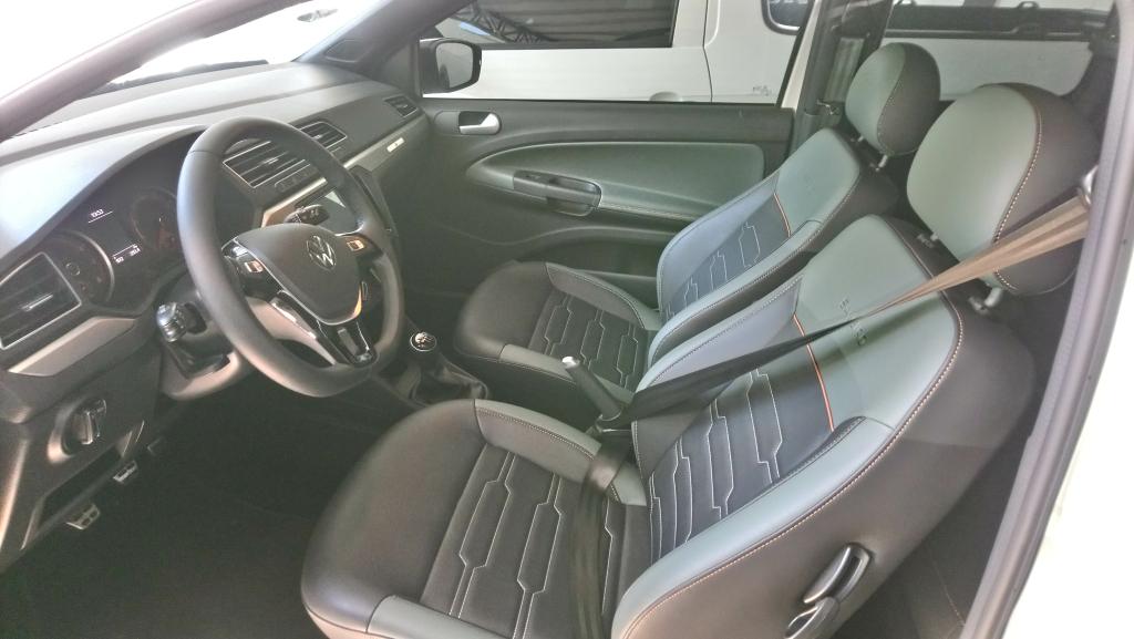 VOLKSWAGEN Saveiro - Foto