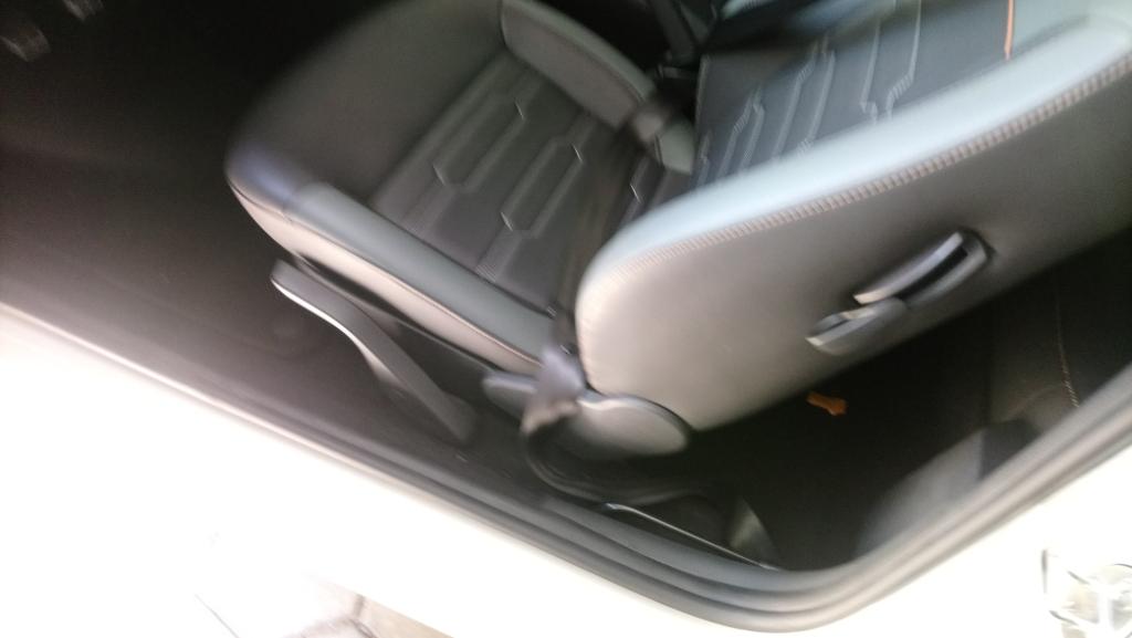 VOLKSWAGEN Saveiro - Foto