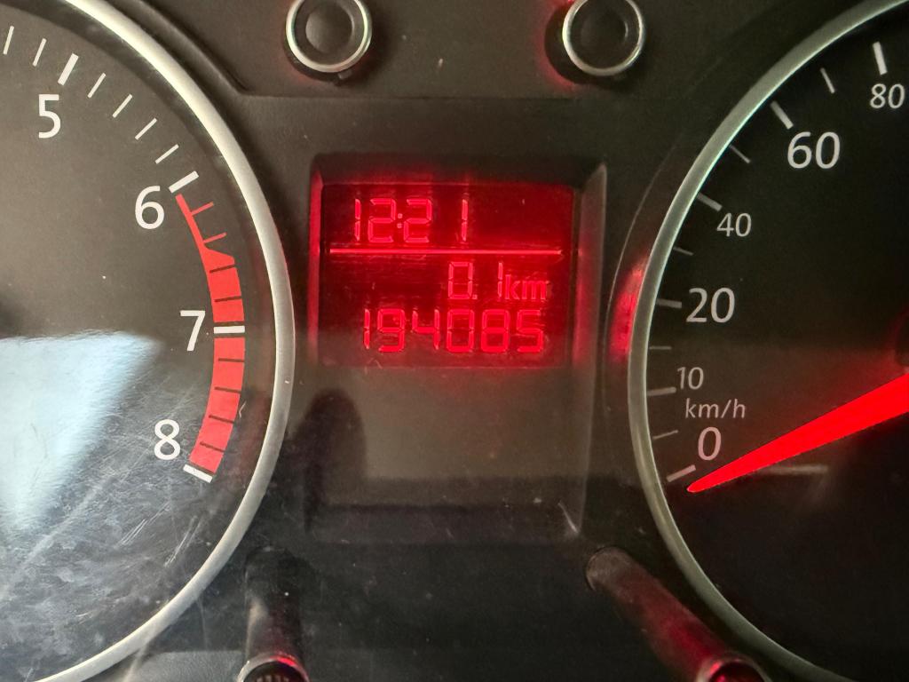 VOLKSWAGEN Saveiro - Foto