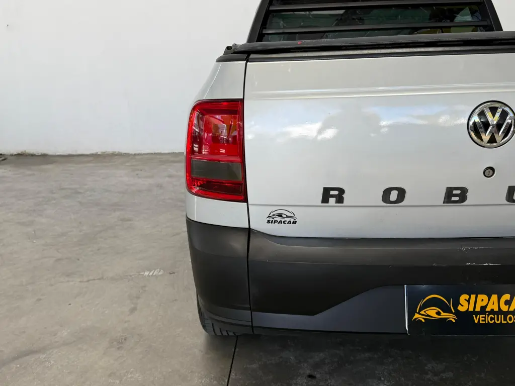 VOLKSWAGEN Saveiro - Foto