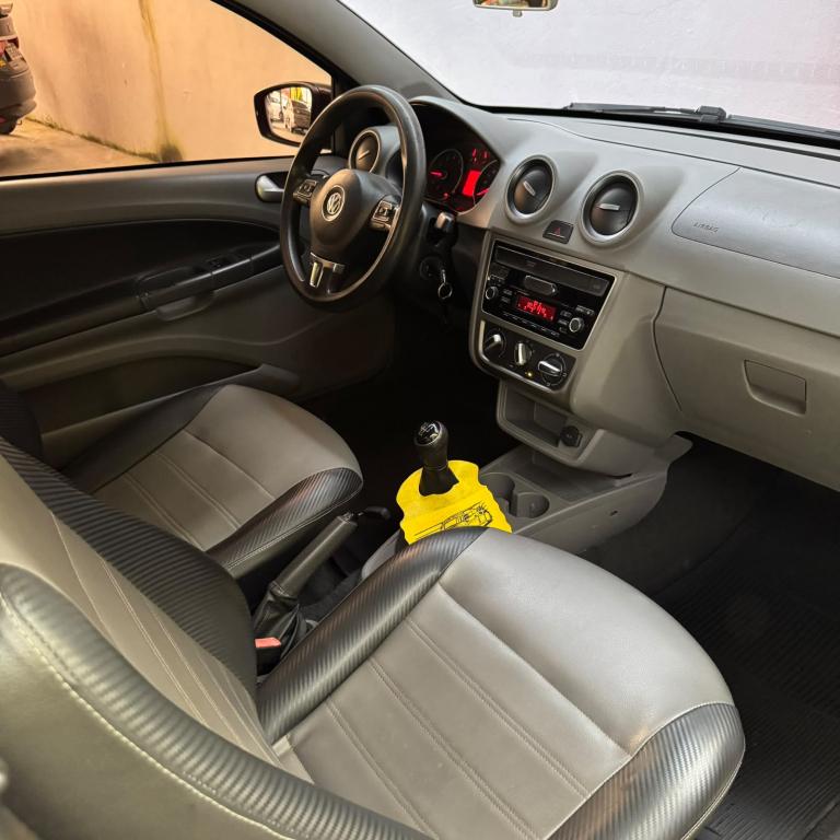 VOLKSWAGEN Saveiro - Foto