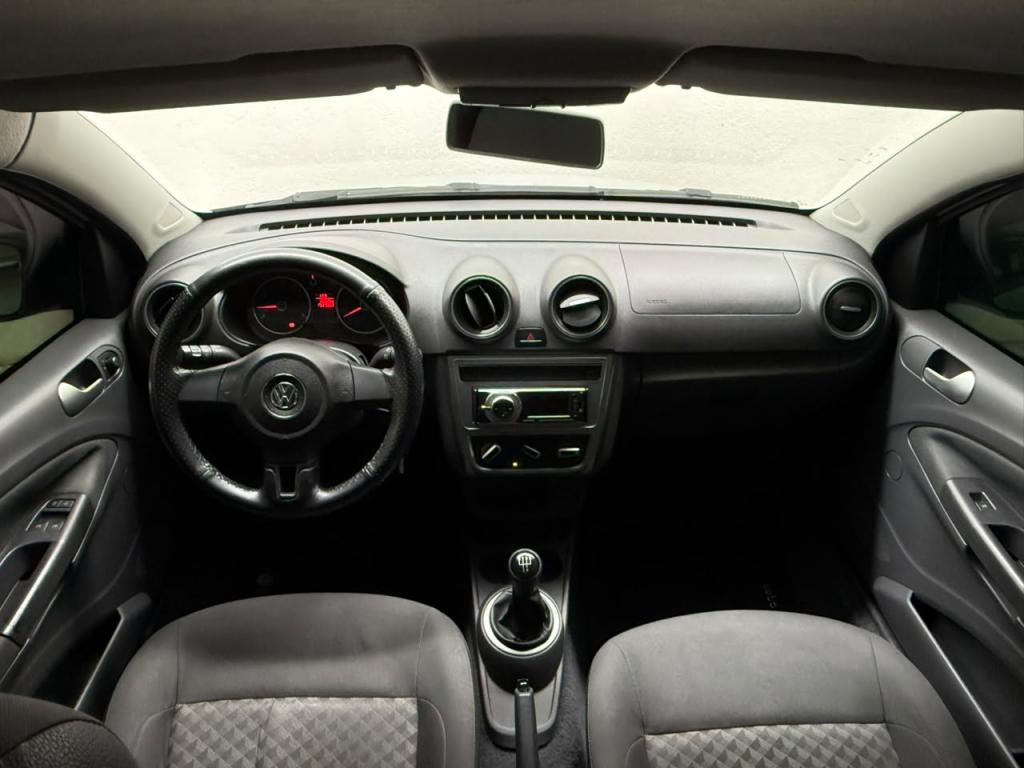 VOLKSWAGEN Saveiro - Foto