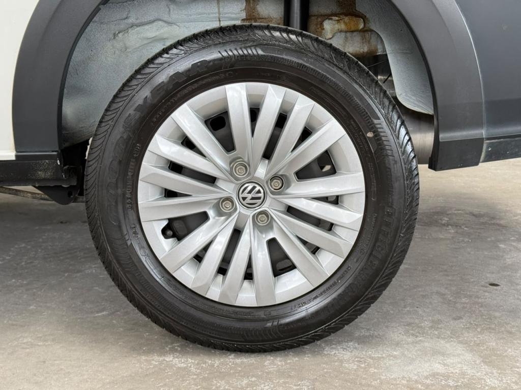 VOLKSWAGEN Saveiro - Foto