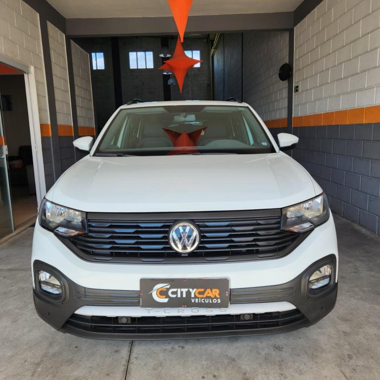 VOLKSWAGEN T-Cross - Foto