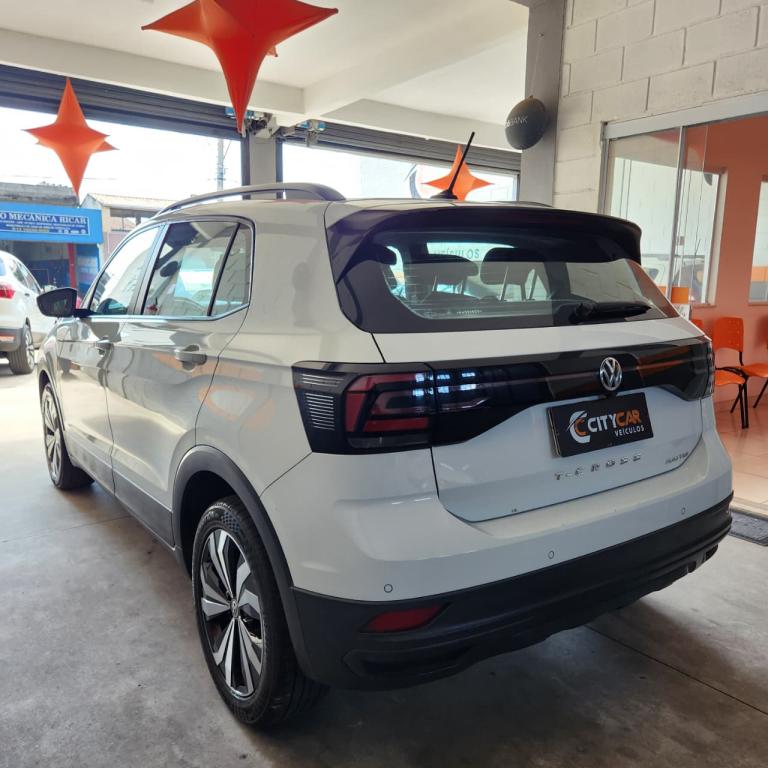 VOLKSWAGEN T-Cross - Foto