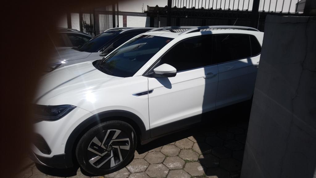 VOLKSWAGEN T-Cross - Foto