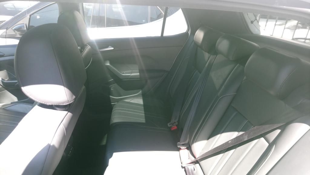 VOLKSWAGEN T-Cross - Foto