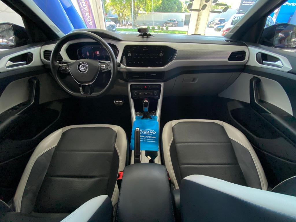 VOLKSWAGEN T-Cross - Foto