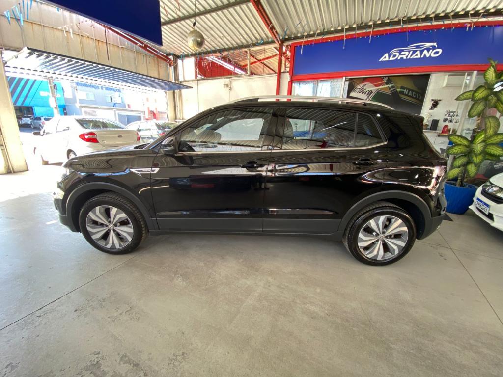 VOLKSWAGEN T-Cross - Foto