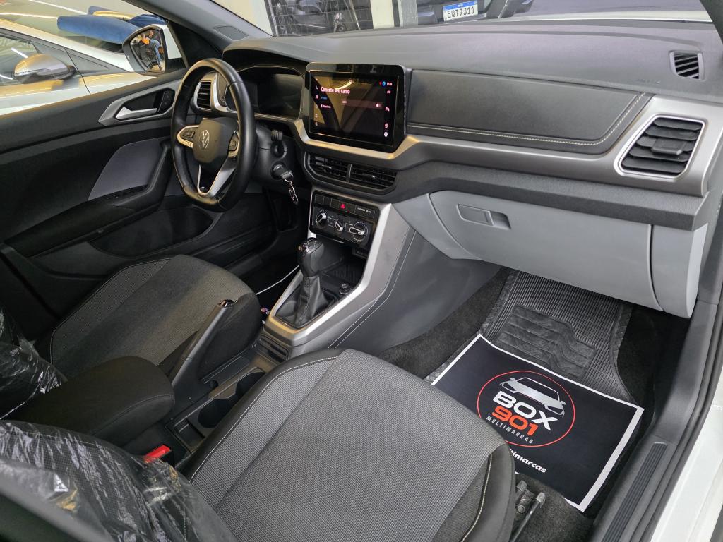VOLKSWAGEN T-Cross - Foto