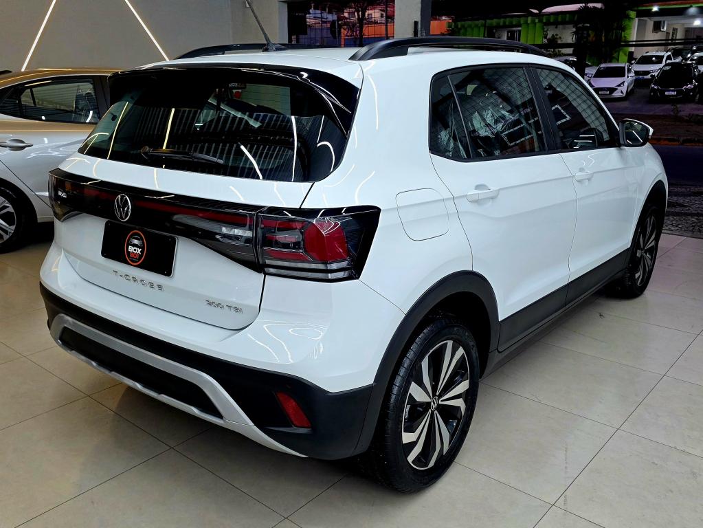 VOLKSWAGEN T-Cross - Foto