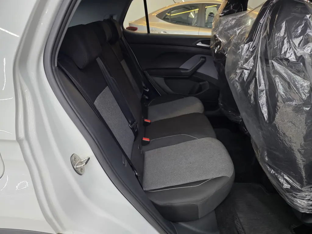 VOLKSWAGEN T-Cross - Foto
