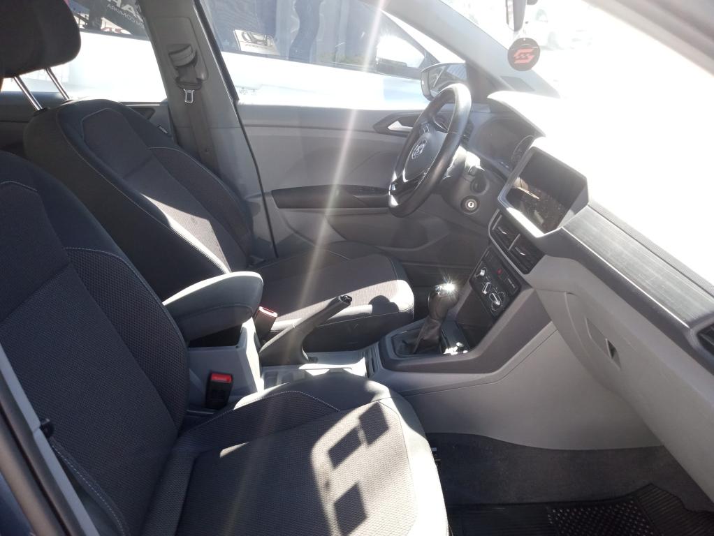 VOLKSWAGEN T-Cross - Foto