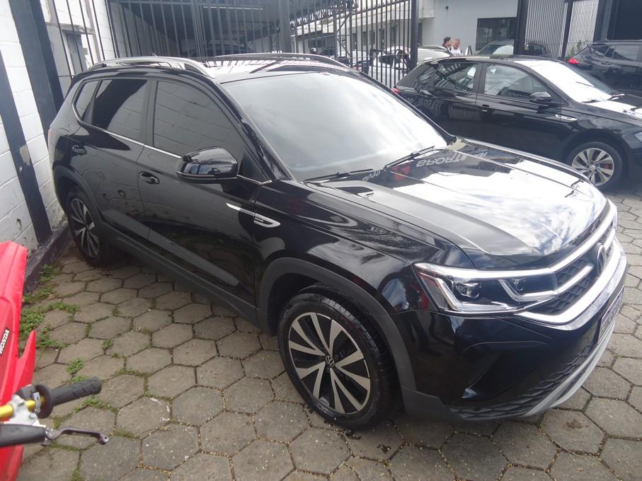 VOLKSWAGEN Taos - Foto