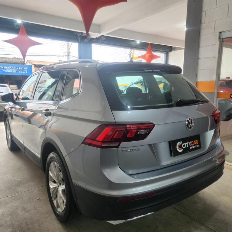 VOLKSWAGEN Tiguan - Foto
