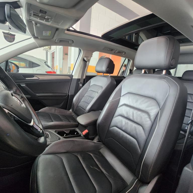VOLKSWAGEN Tiguan - Foto