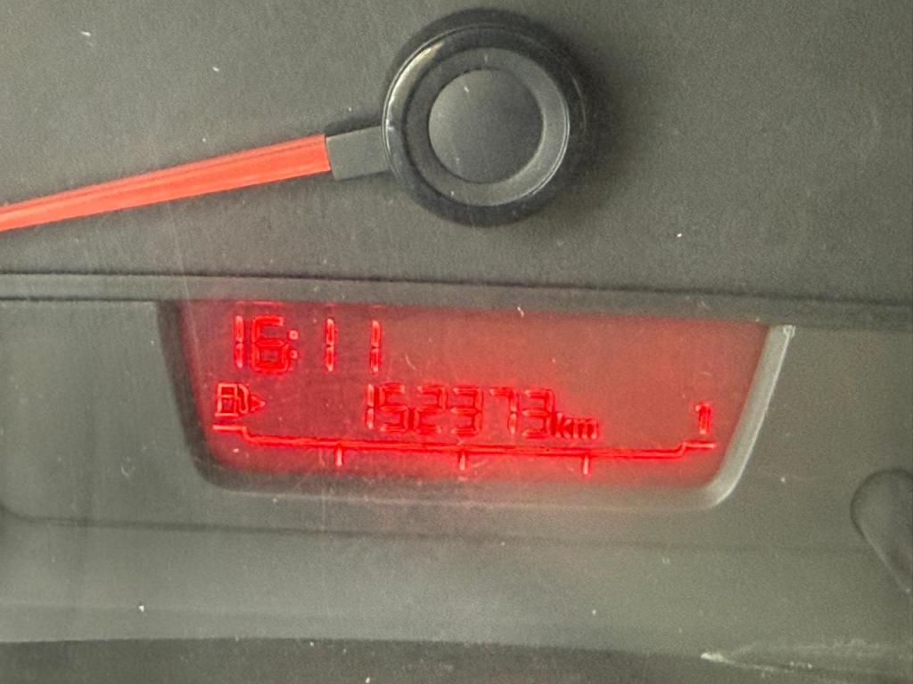 VOLKSWAGEN UP - Foto