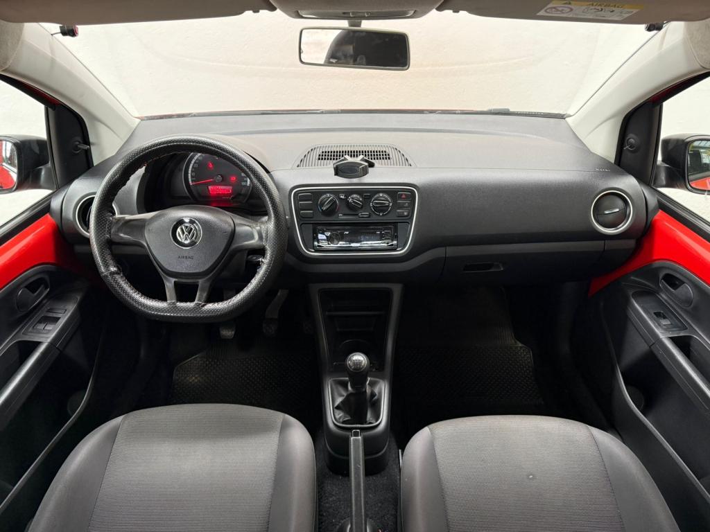 VOLKSWAGEN UP - Foto