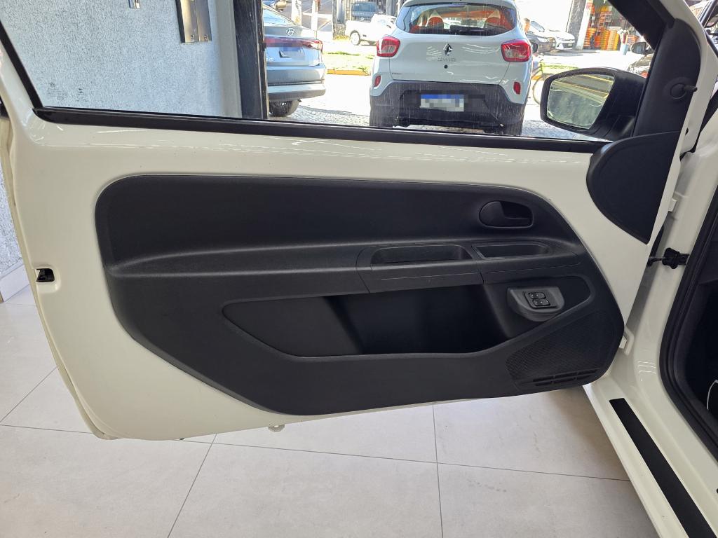 VOLKSWAGEN UP - Foto