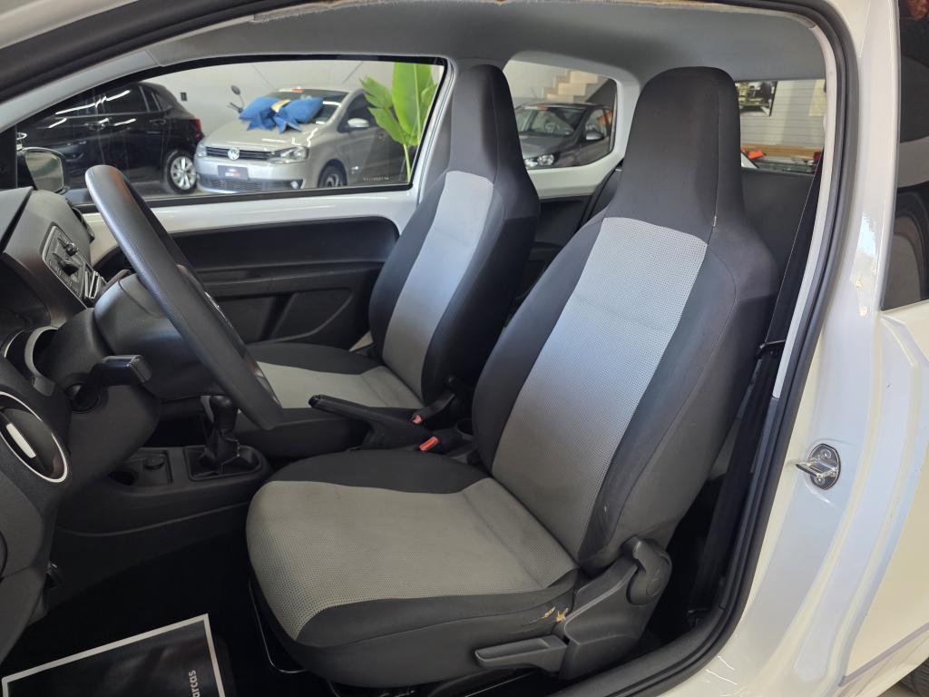 VOLKSWAGEN UP - Foto