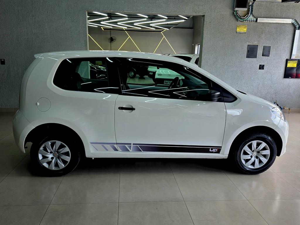 VOLKSWAGEN UP - Foto