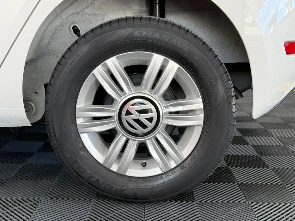 VOLKSWAGEN UP - Foto