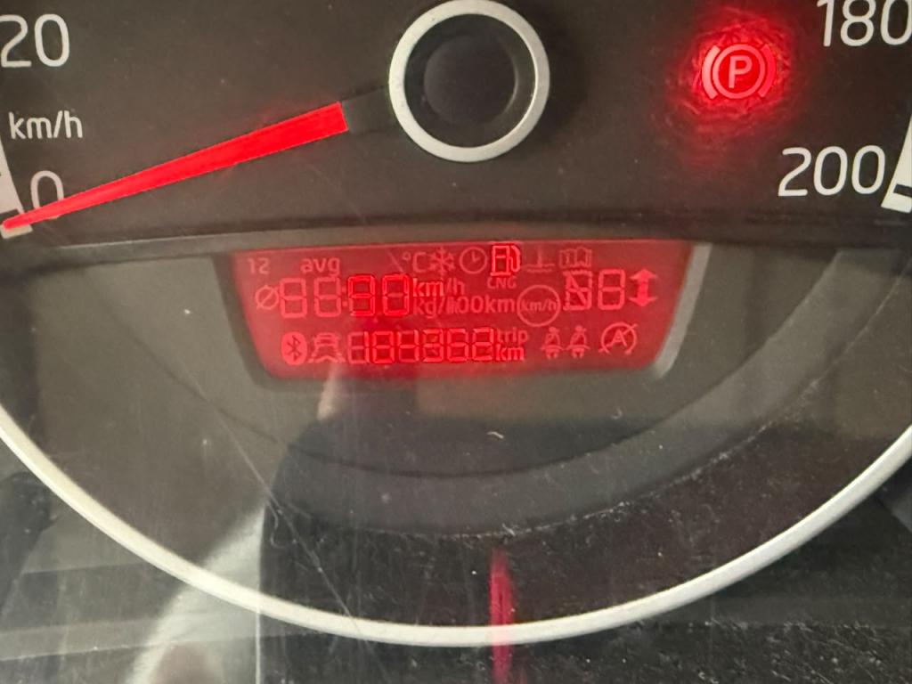VOLKSWAGEN UP - Foto