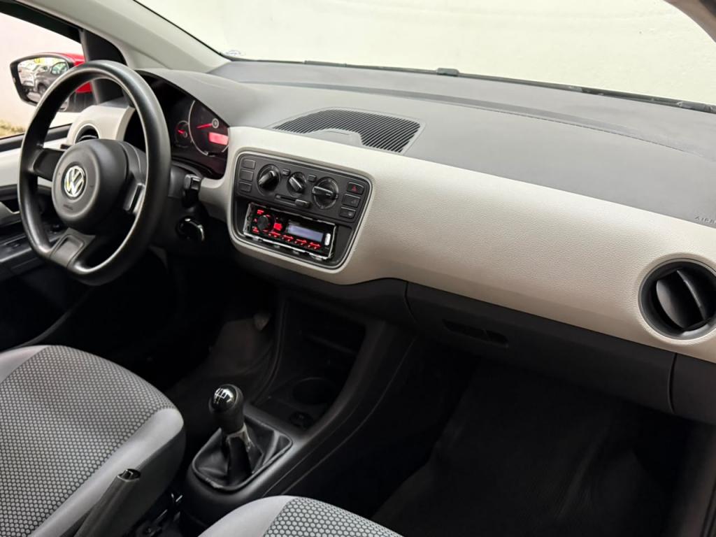 VOLKSWAGEN UP - Foto