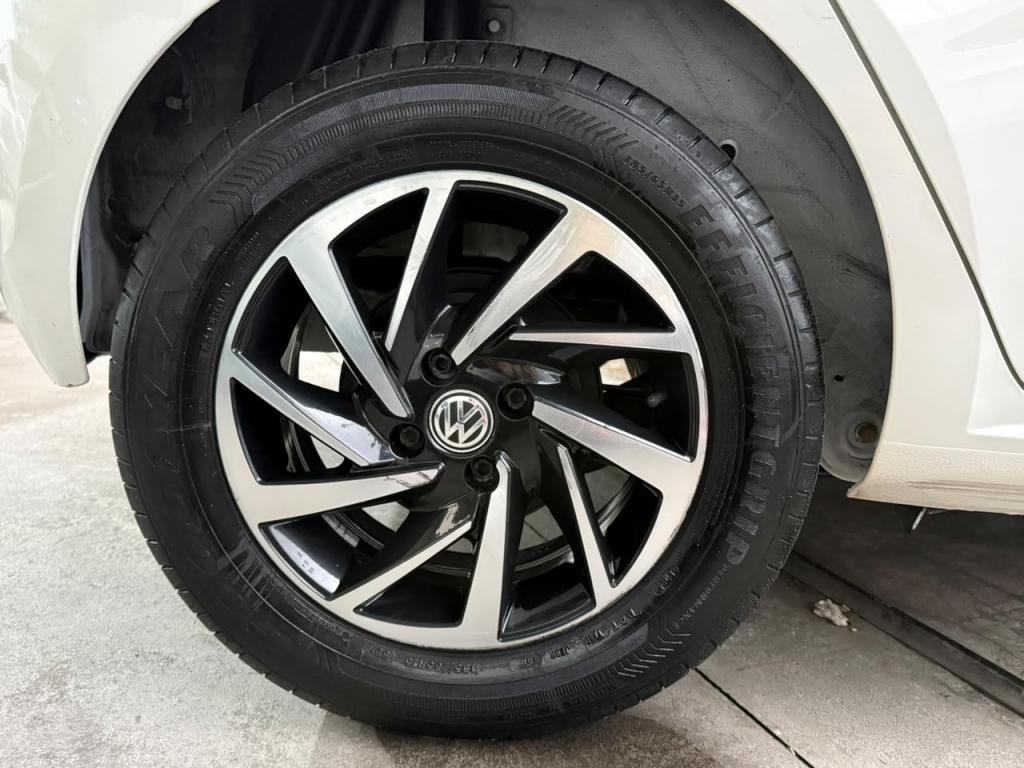 VOLKSWAGEN UP - Foto