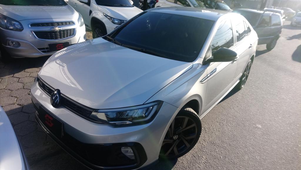 VOLKSWAGEN Virtus