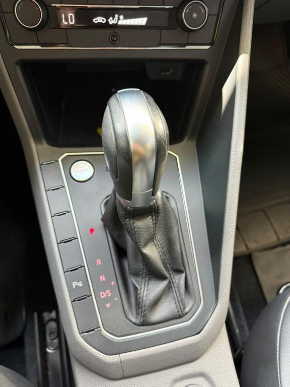 VOLKSWAGEN Virtus - Foto
