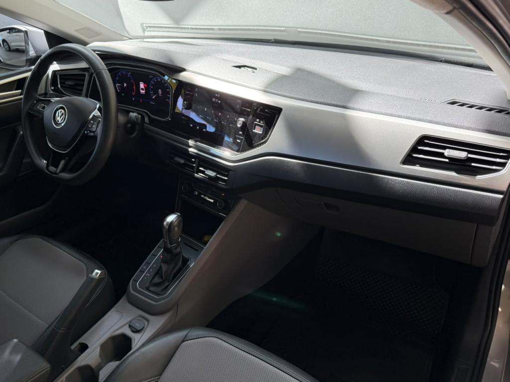 VOLKSWAGEN Virtus - Foto
