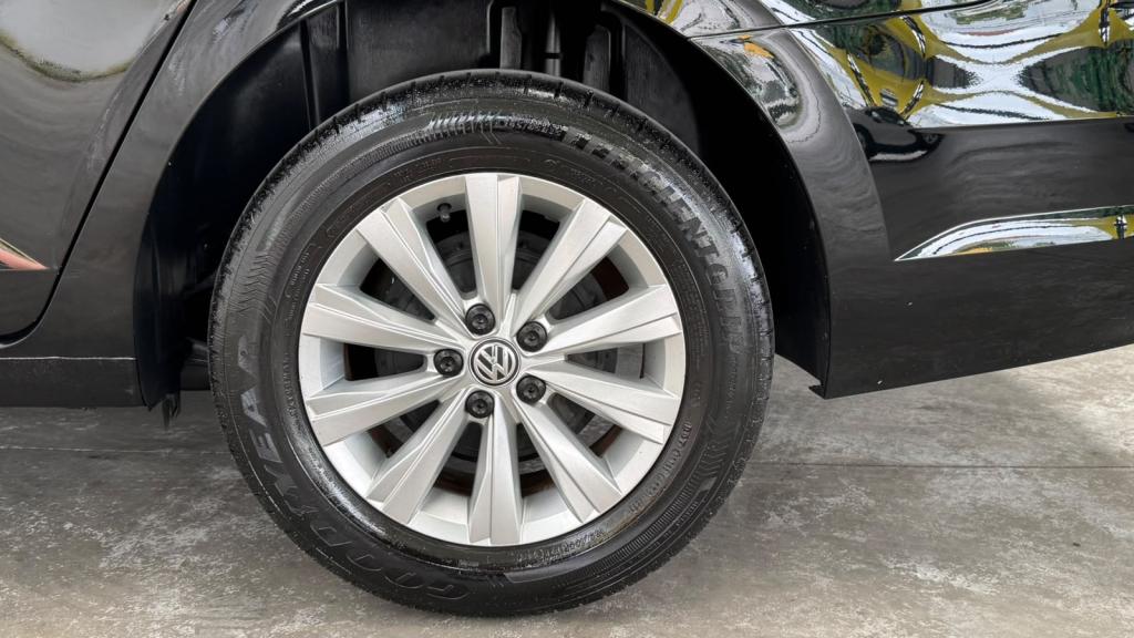 VOLKSWAGEN Virtus - Foto