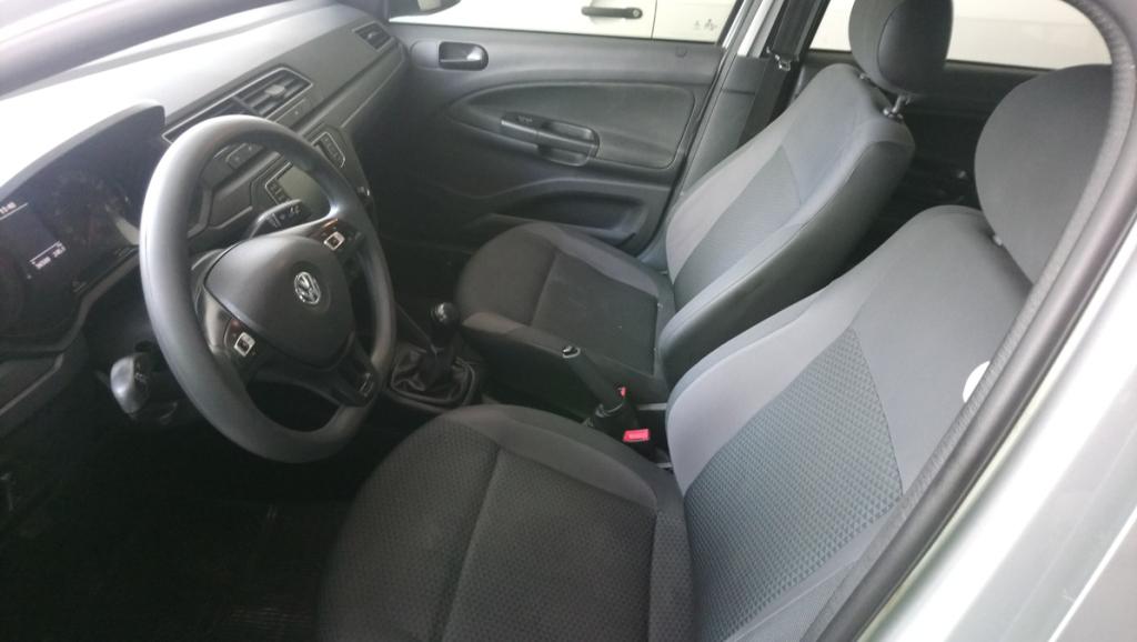 VOLKSWAGEN Voyage - Foto