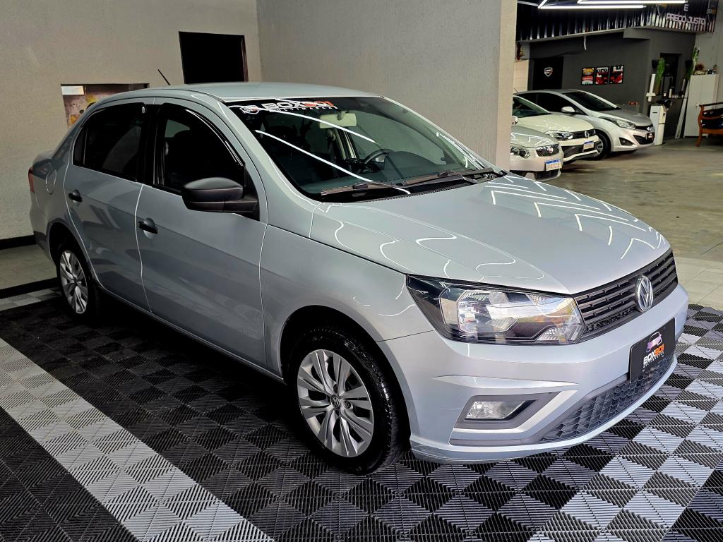 VOLKSWAGEN Voyage - Foto