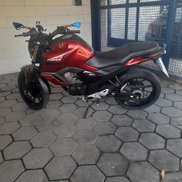 YAMAHA FZ 15 Fazer