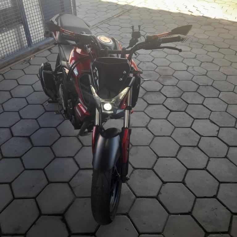YAMAHA FZ 15 Fazer - Foto