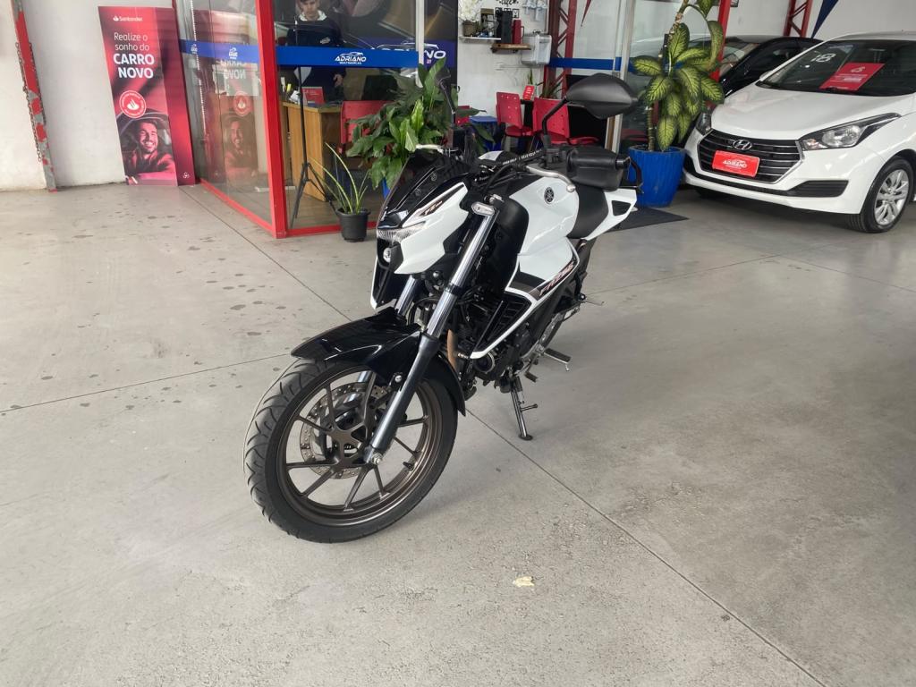 YAMAHA FZ 25 250 Fazer Flex - Foto