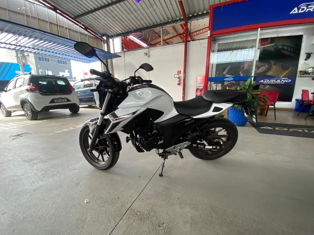 YAMAHA FZ 25 250 Fazer Flex - Foto