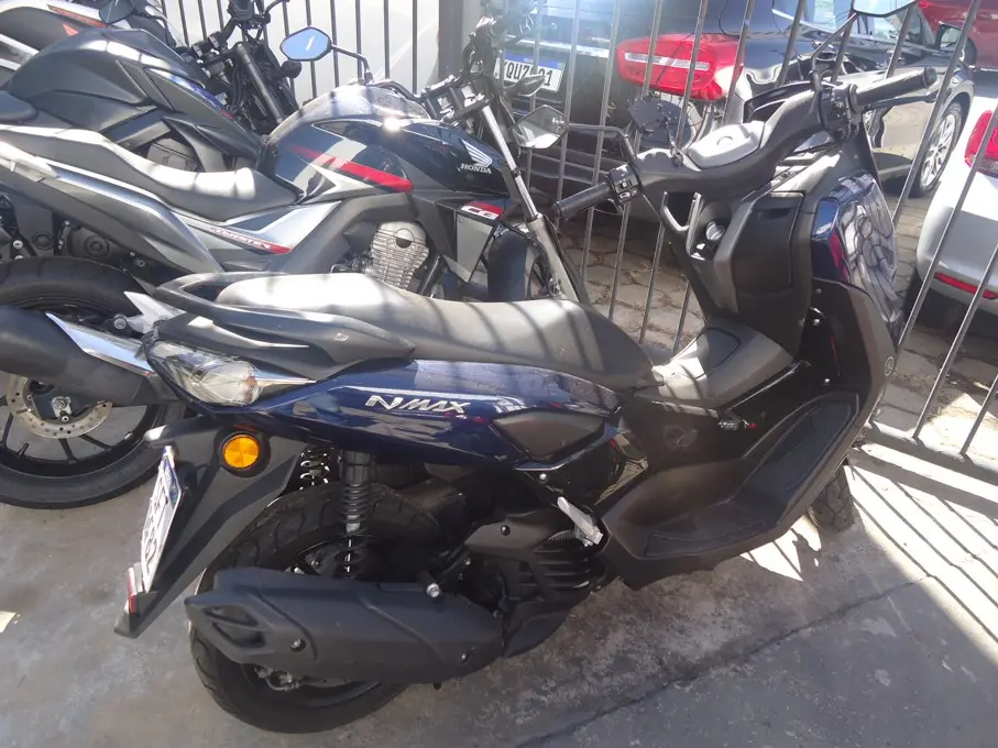 YAMAHA NMax 160 - Foto