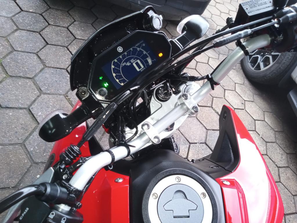 YAMAHA XTZ 250 - Foto