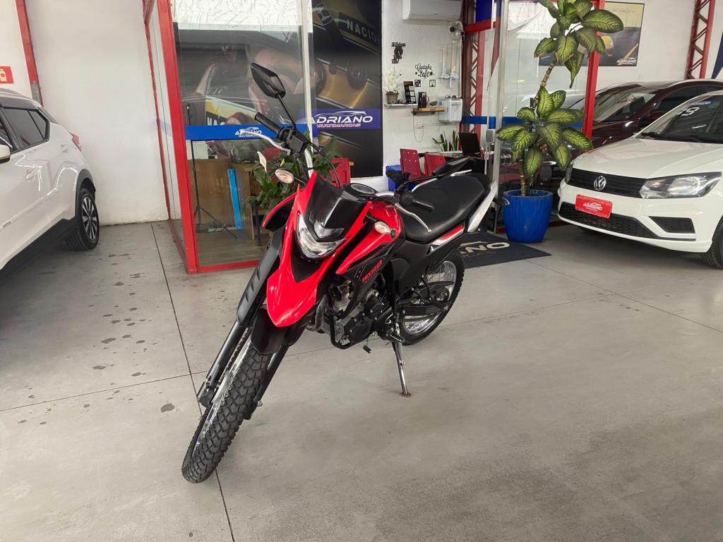 YAMAHA XTZ 250 - Foto