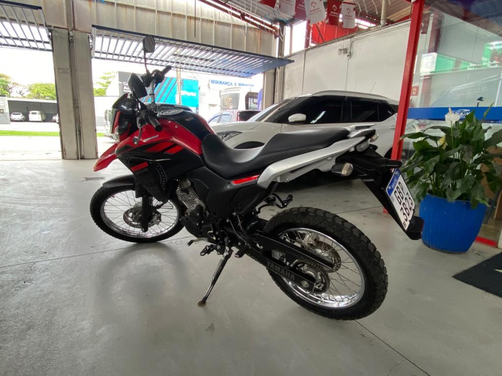 YAMAHA XTZ 250 - Foto