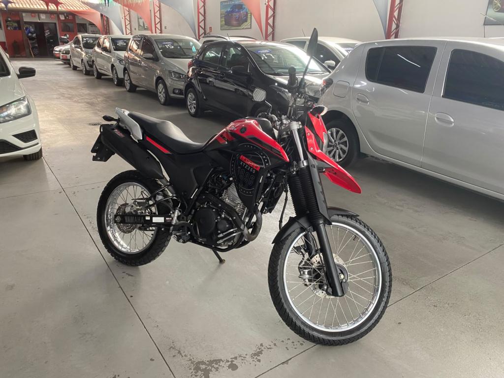 YAMAHA XTZ 250 - Foto
