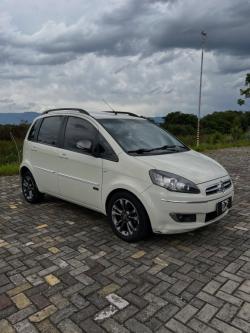 FIAT Idea 1.6 16V 4P FLEX ESSENCE DUALOGIC AUTOMATIZADO