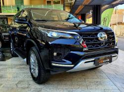 TOYOTA Hilux SW4 2.8 4P SRX 4X4 TURBO DIESEL AUTOMÁTICO TOYOTA Hilux SW4 2.8 4P SRX 4X4 TURBO DIESEL AUTOMÁTICO
