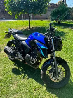 YAMAHA FZ6 Fazer 600 S