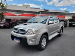 TOYOTA Hilux Caminhonete 3.0 4P 4X4 SRV TURBO DIESEL CABINE DUPLA AUTOMTICO