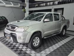 TOYOTA Hilux Caminhonete 3.0 4P 4X4 SRV TURBO DIESEL CABINE DUPLA