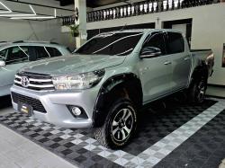 TOYOTA Hilux Caminhonete 2.7 16V 4P SR FLEX CABINE DUPLA